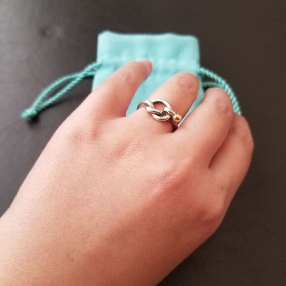 Tiffany & Co. Knot Ring - Picture 2 of 8